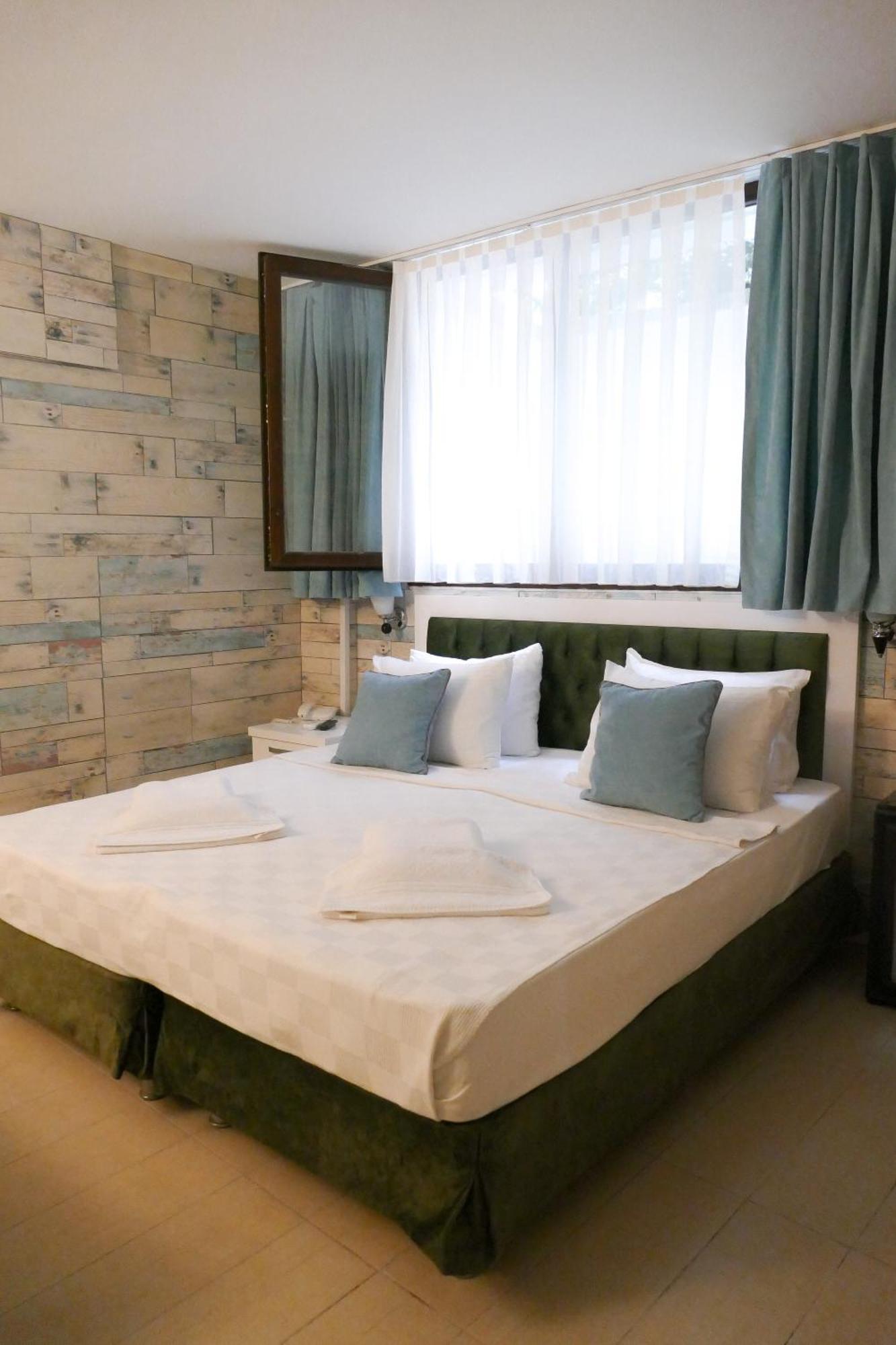 Tasquartas Otel 알라카티 외부 사진